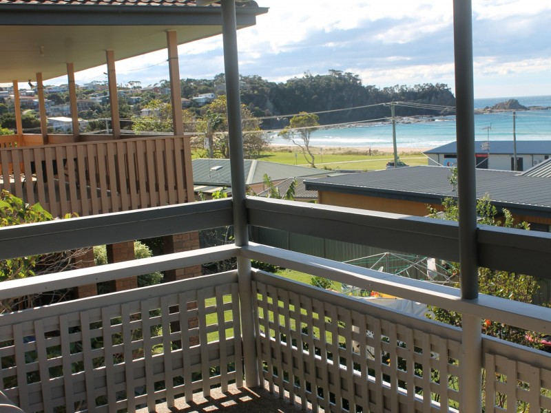 18 Moorong Crescent, Malua Bay NSW 2536