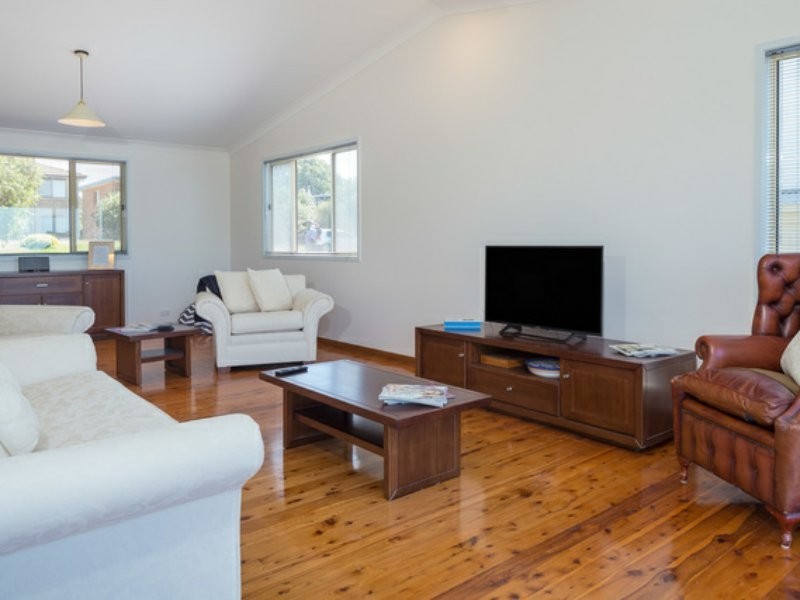 46 Iluka Avenue, Malua Bay NSW 2536