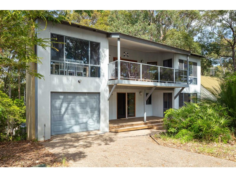 4 Dale Place, Rosedale NSW 2536