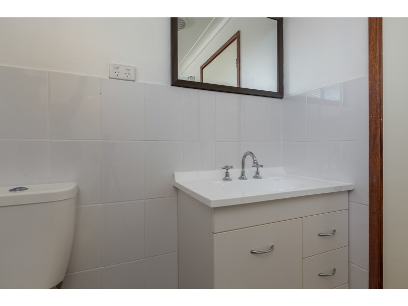 2/724-726 Beach Road, Surf Beach NSW 2536