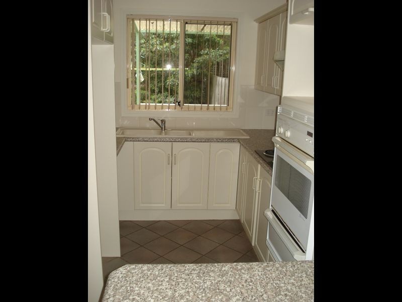 4/64 Cook Avenue, Surf Beach NSW 2536