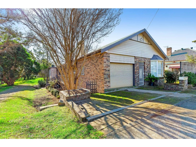 2 Church Street, Moruya NSW 2537