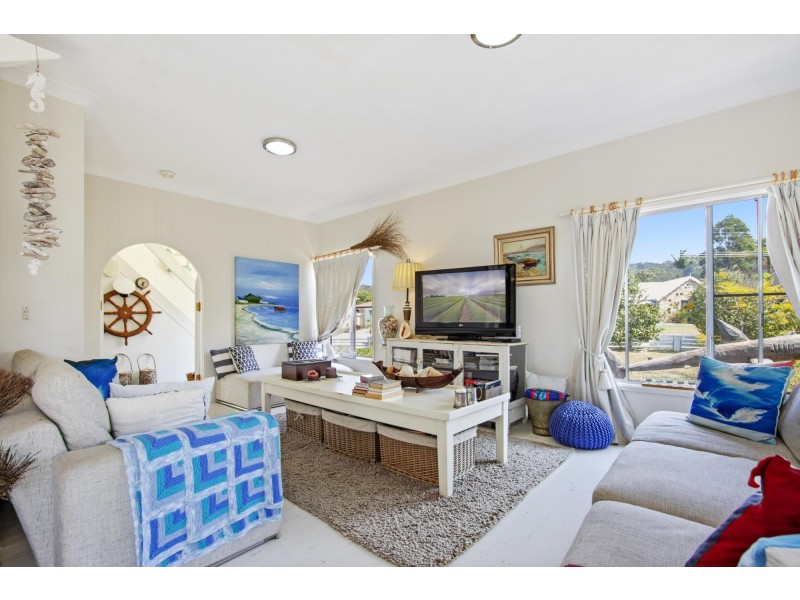 46 Tasman Street, Surf Beach NSW 2536