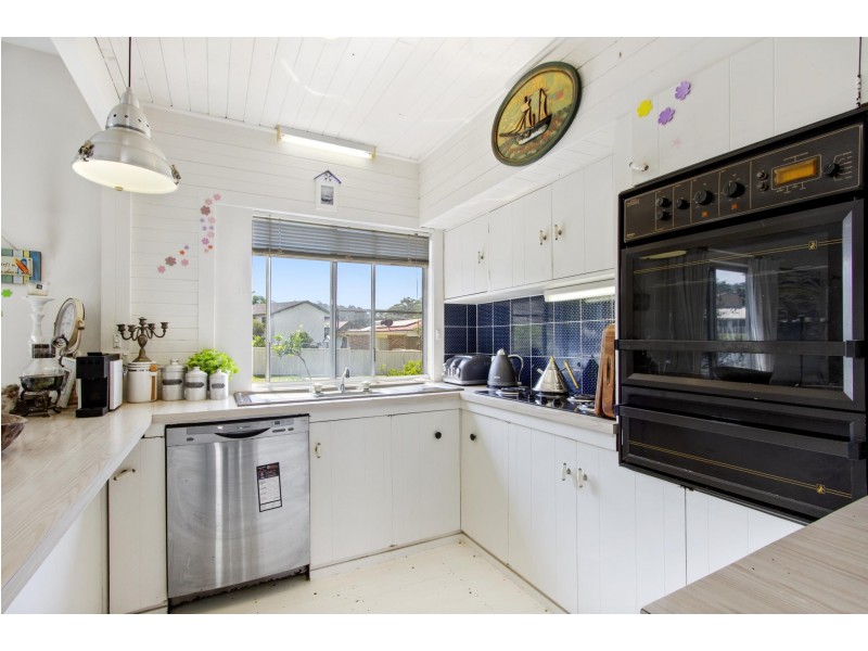 46 Tasman Street, Surf Beach NSW 2536