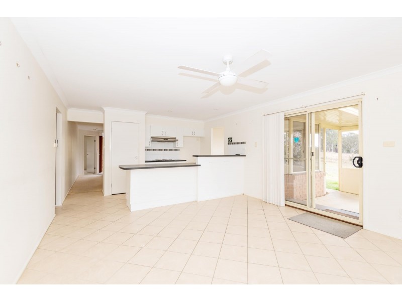 27 Maluka Avenue, Moruya NSW 2537