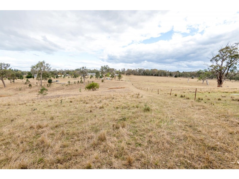 27 Maluka Avenue, Moruya NSW 2537