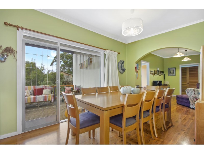11 Banksia Street, Broulee NSW 2537