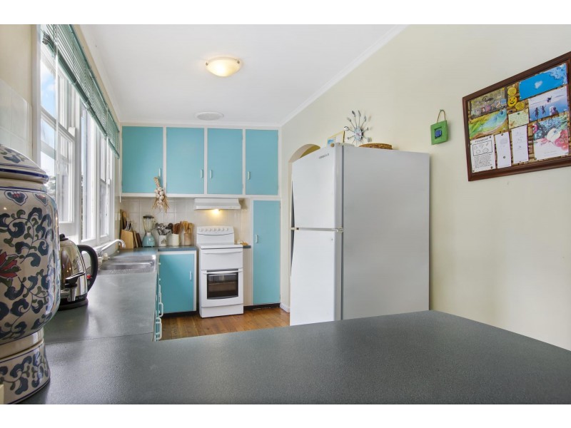 11 Banksia Street, Broulee NSW 2537