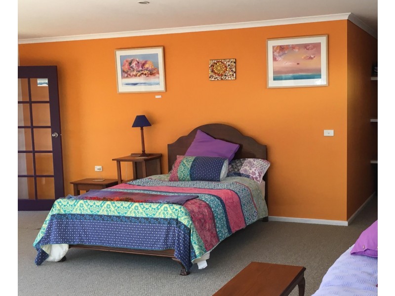 11 Banksia Street, Broulee NSW 2537