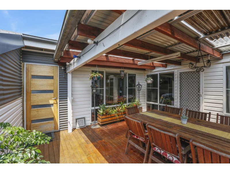 16 Campbell Street, Moruya NSW 2537