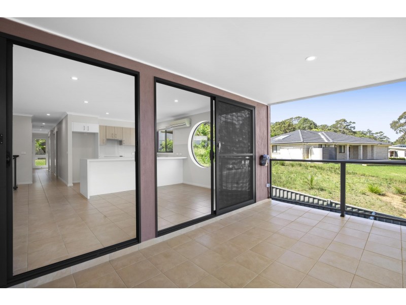 2/62 Courtenay Crescent, Long Beach NSW 2536