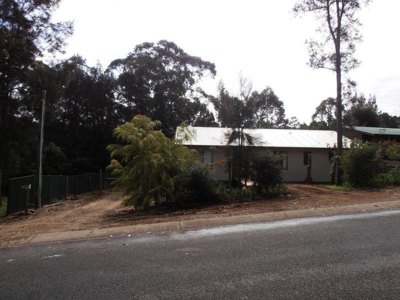 24 Tomakin Place, Tomakin NSW 2537