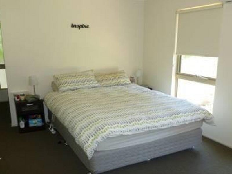 49 Victoria Road, Clare SA 5453
