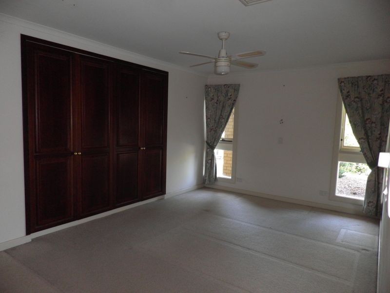 3 East View Street, Clare SA 5453