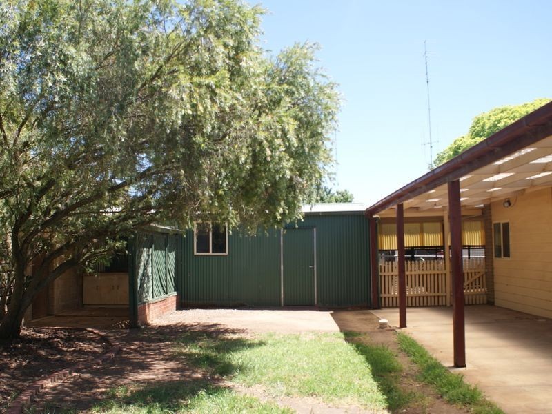 3 East View Street, Clare SA 5453