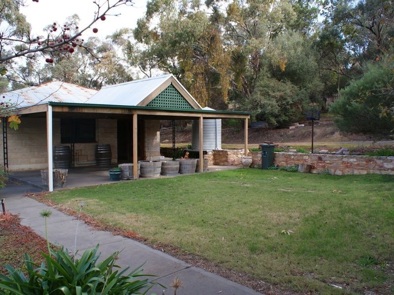 60A Main North Road, Clare SA 5453