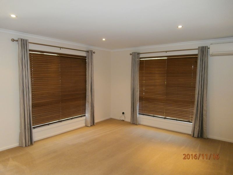 2D Opie Street, Clare SA 5453