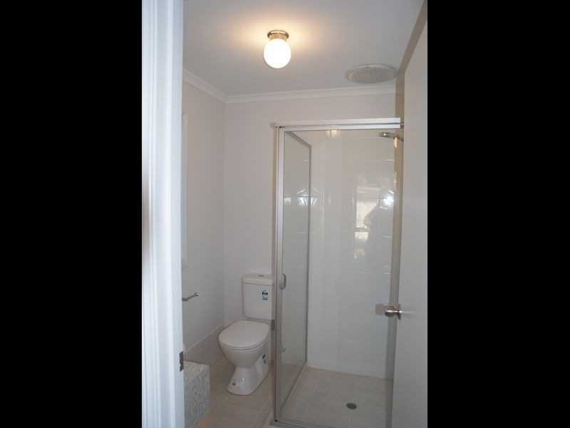 4 Newton Long Court, Clare SA 5453