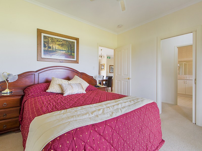 32 Hubbe Road Stanley Flat, Clare SA 5453