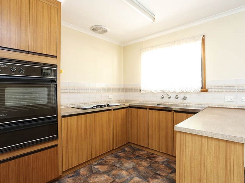 54 King Street, Clare SA 5453