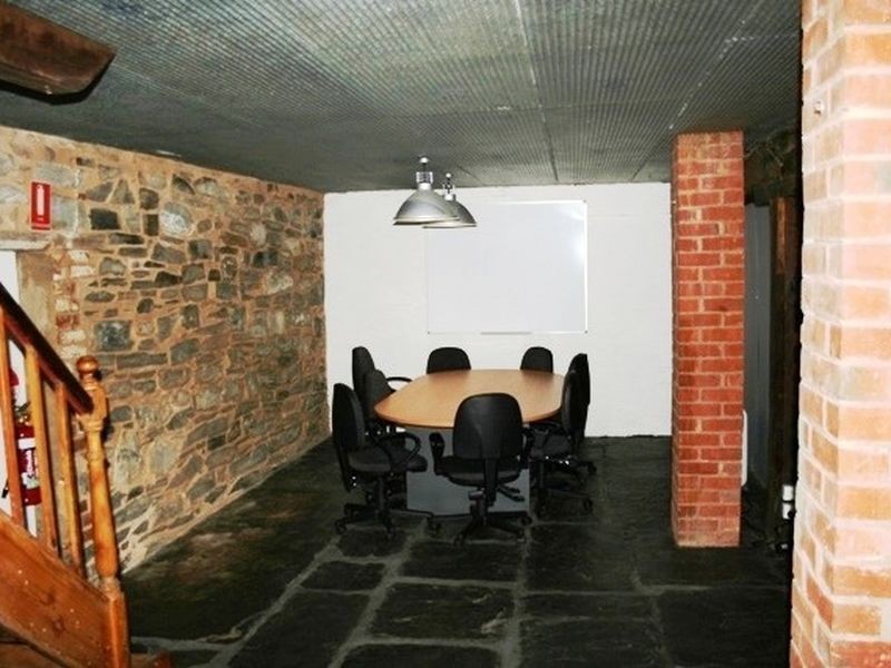 7-9 Commercial Street, Burra SA 5417