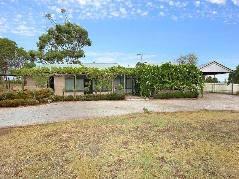 9 Kingston Terrace, Auburn SA 5451