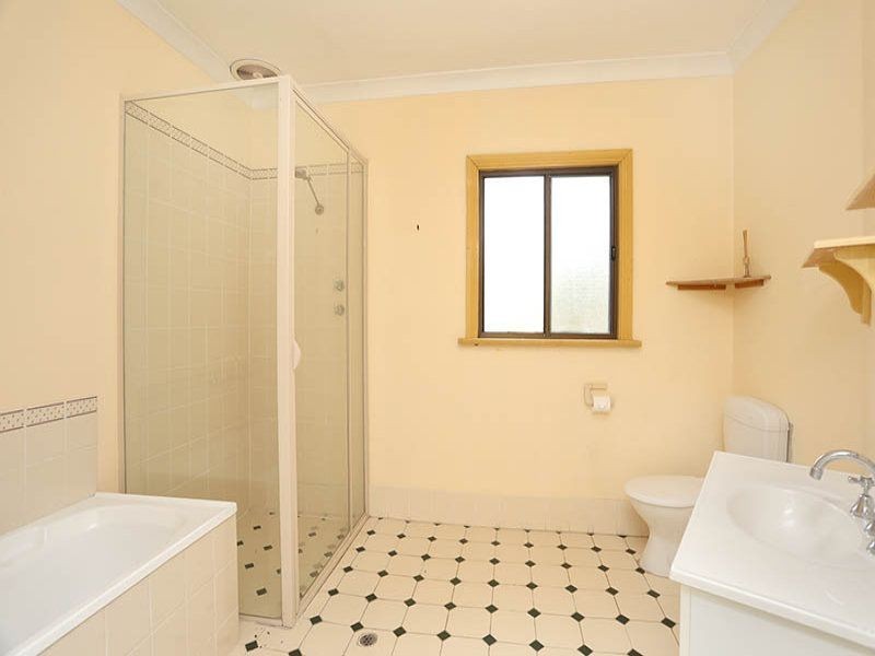 9 Kingston Terrace, Auburn SA 5451