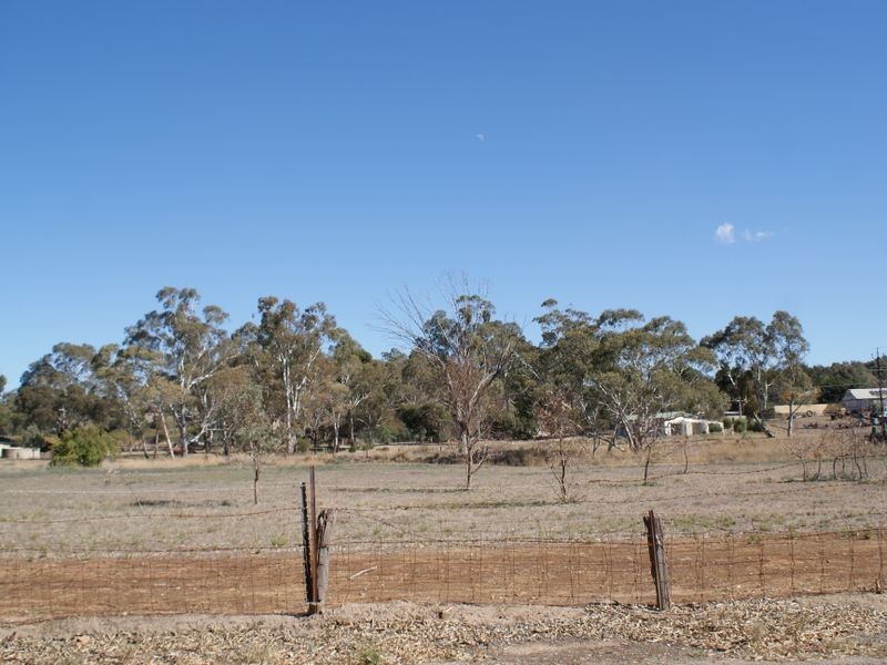 120 121 20 St Georges Tce, Armagh SA 5453