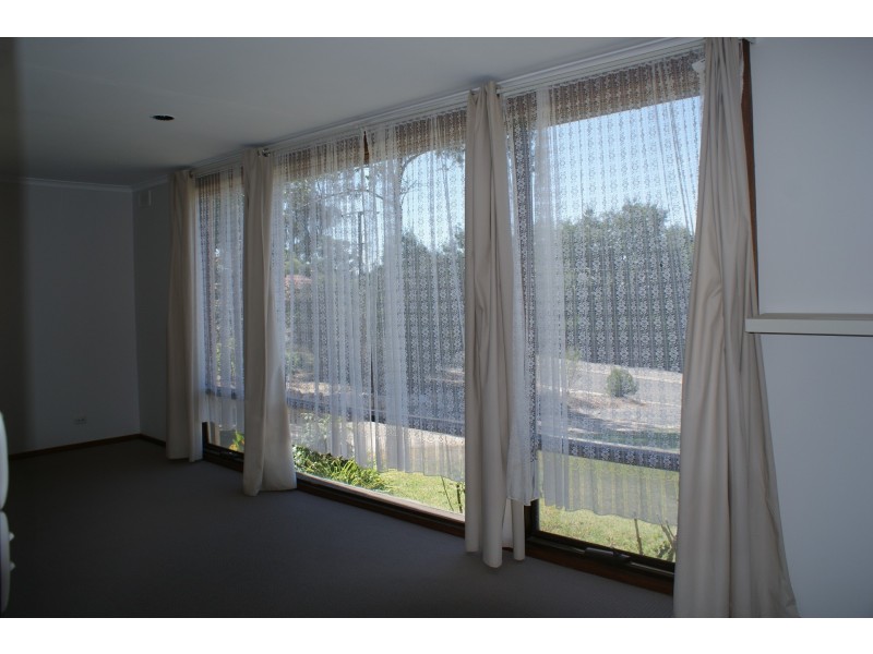 33 West Terrace, Clare SA 5453