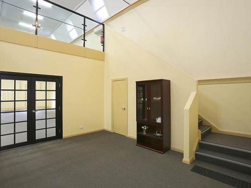 203 Main North Road, Clare SA 5453