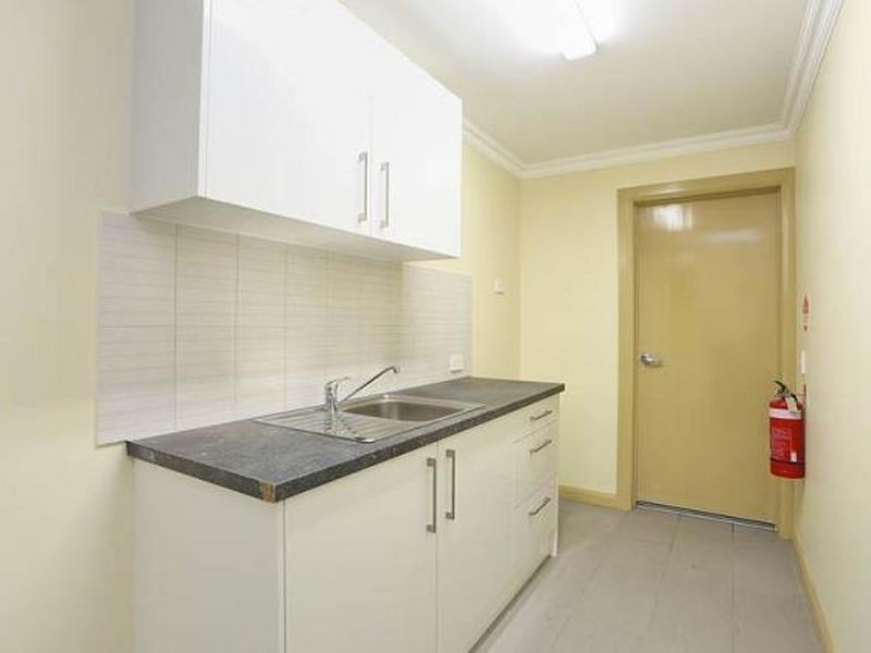 203 Main North Road, Clare SA 5453