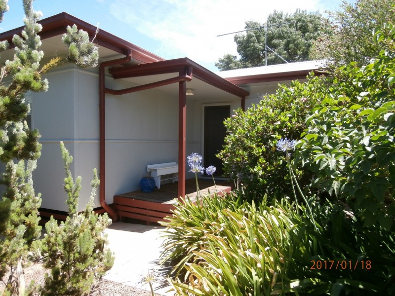 11 Murray Terrace, Riverton SA 5412