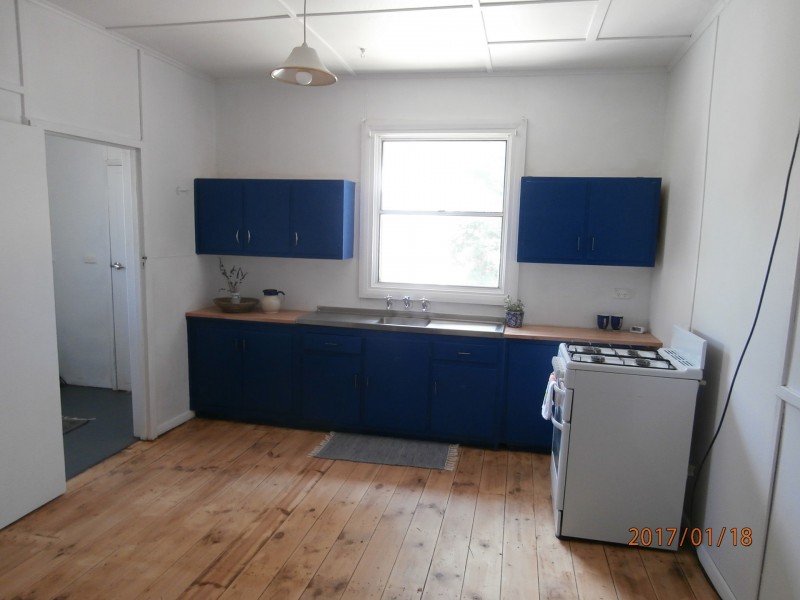 11 Murray Terrace, Riverton SA 5412