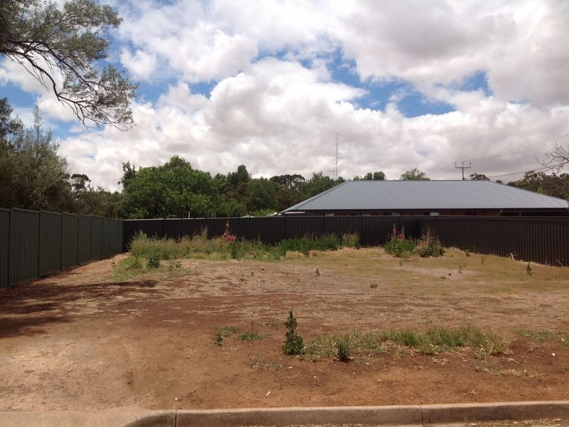 16 Union Street, Clare SA 5453