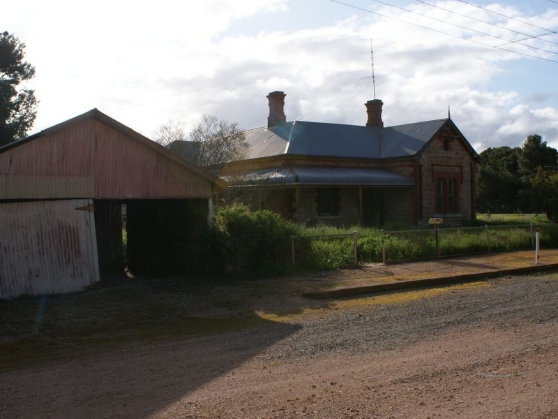 5 Railway Terrace West, Snowtown SA 5520
