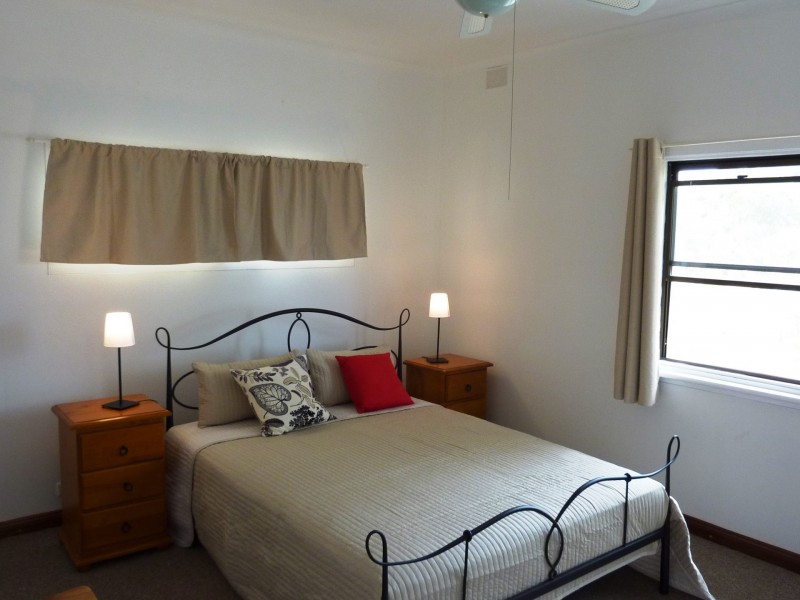 150 Basham Road, Clare SA 5453