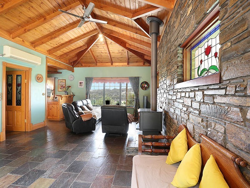 7 Main North Road, Clare SA 5453