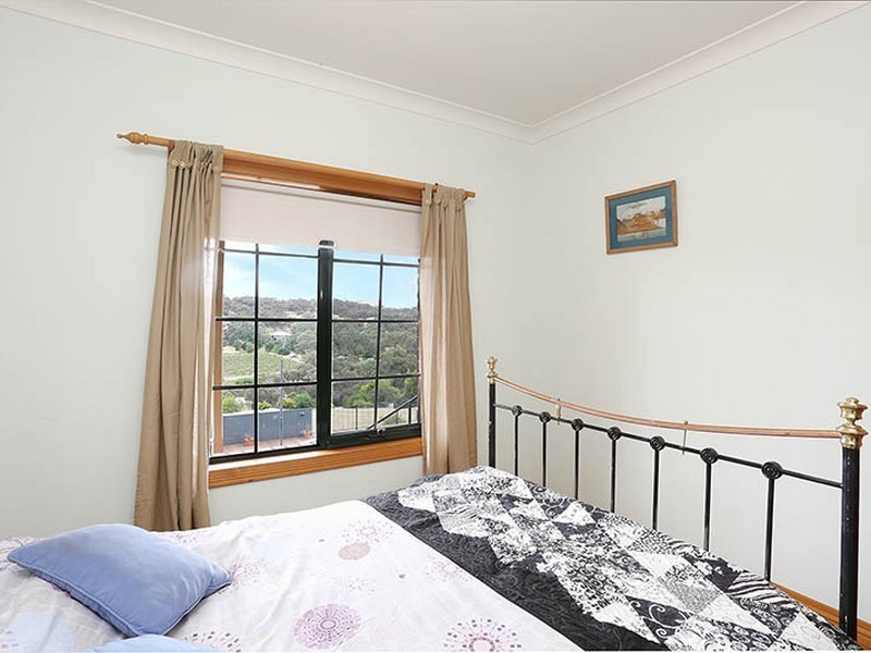 7 Main North Road, Clare SA 5453