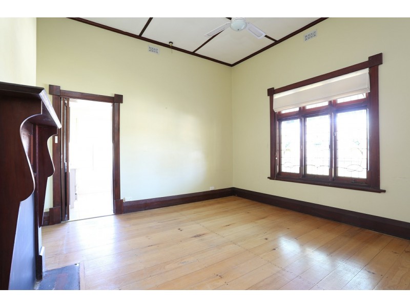 7 Harriett Street, Clare SA 5453