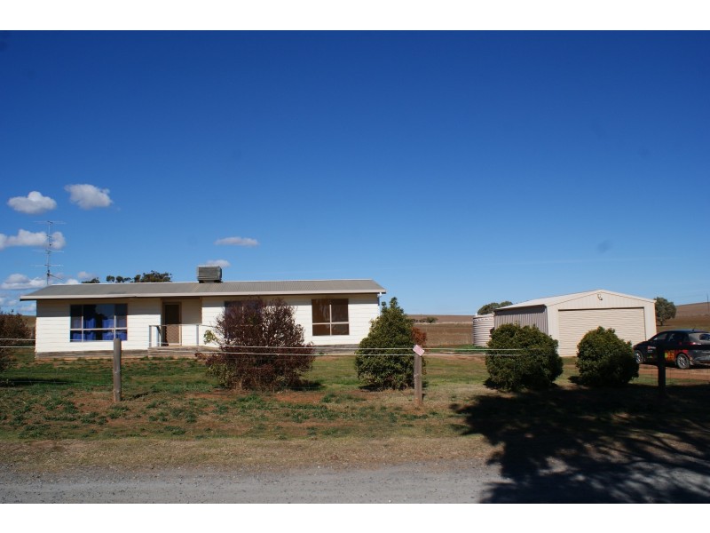 2 Raglan Street, Auburn SA 5451