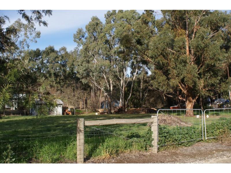 3 Phoenix Street North, Armagh SA 5453