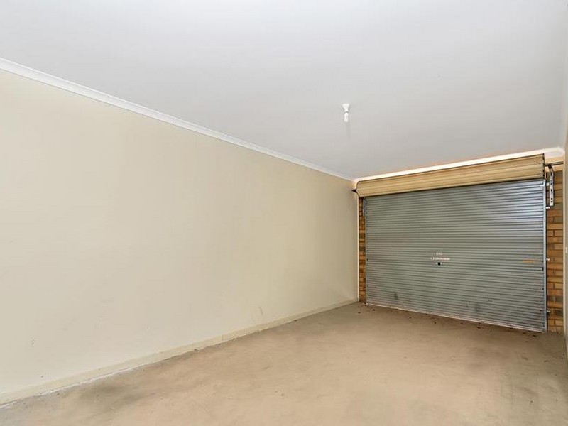 19 Cairns Crescent, Riverton SA 5412