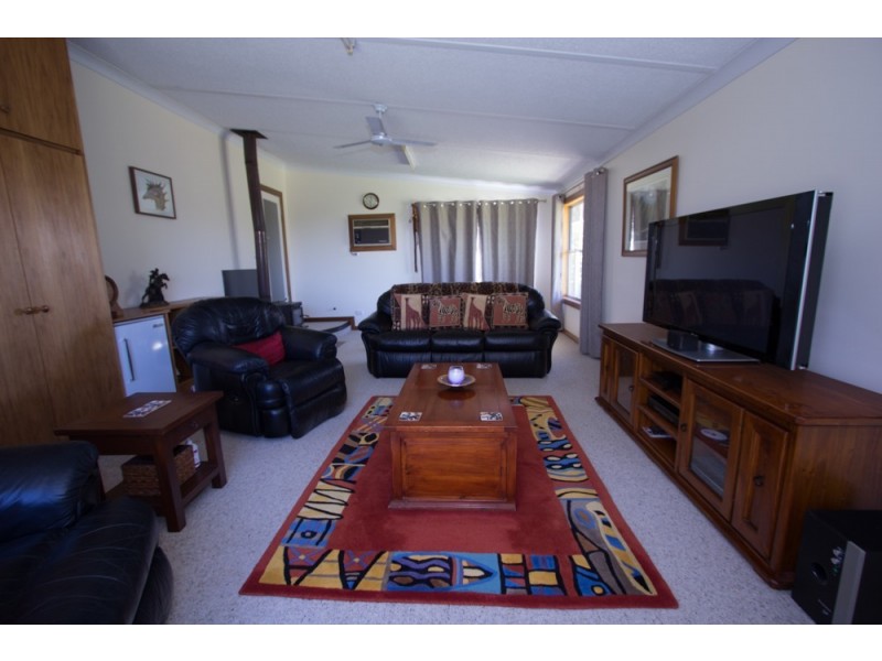 65 Muanu Road Spring Gully, Clare SA 5453