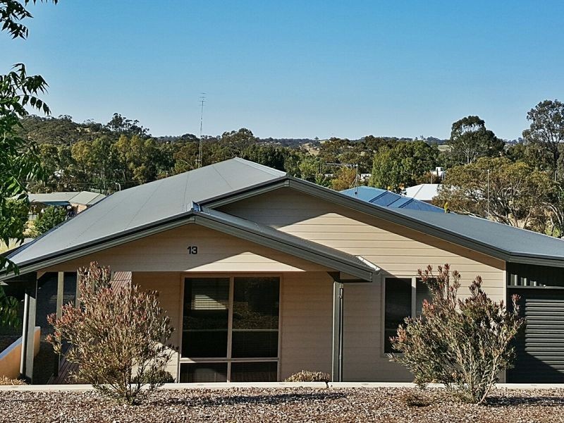 13 James Road, Clare SA 5453
