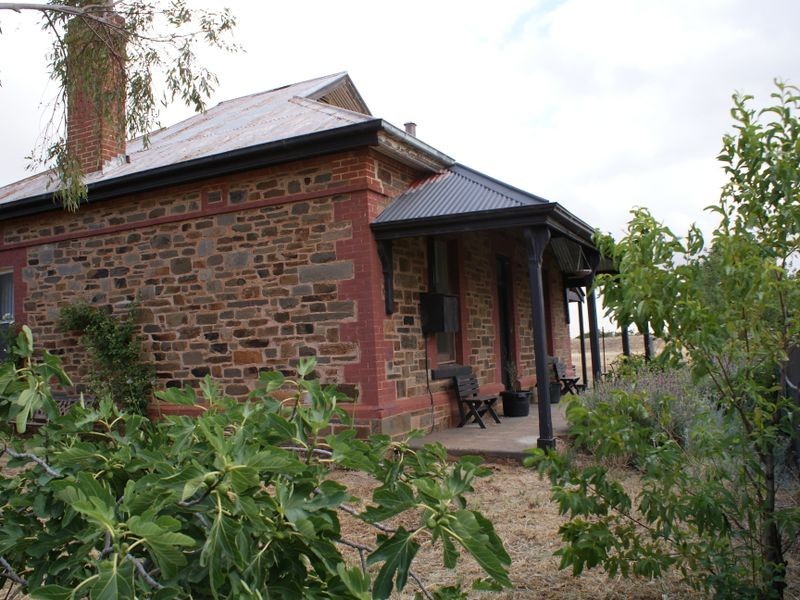 8 Mais Street, Farrell Flat SA 5416