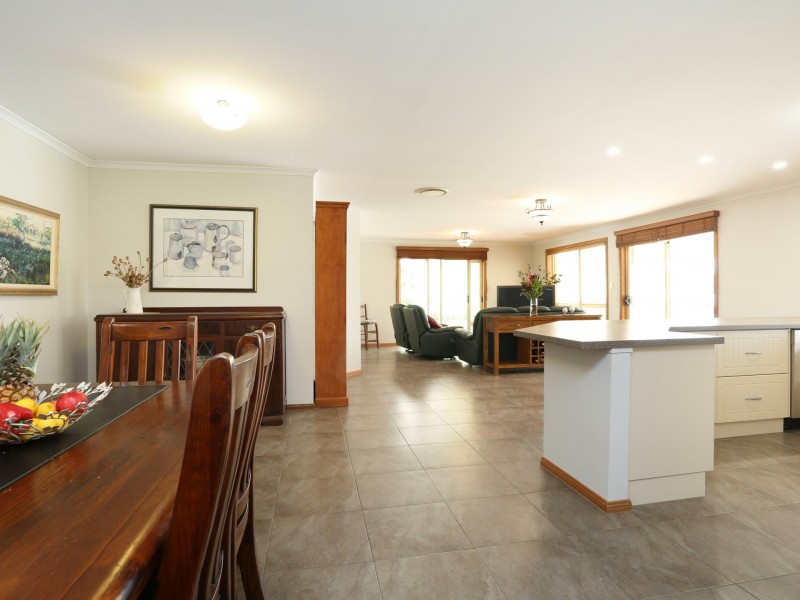 18 Main North Road, Sevenhill SA 5453
