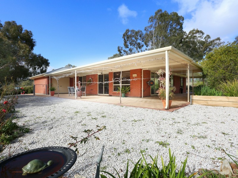 18 Main North Road, Sevenhill SA 5453