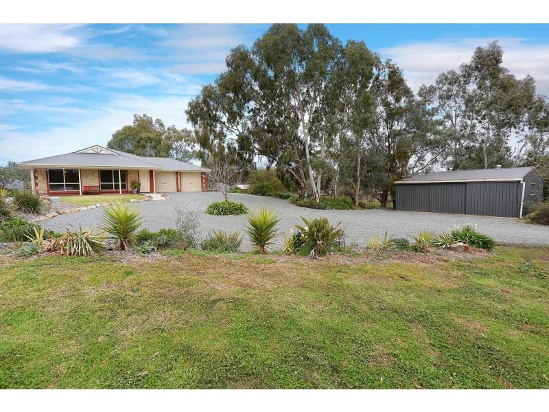 18 Main North Road, Sevenhill SA 5453