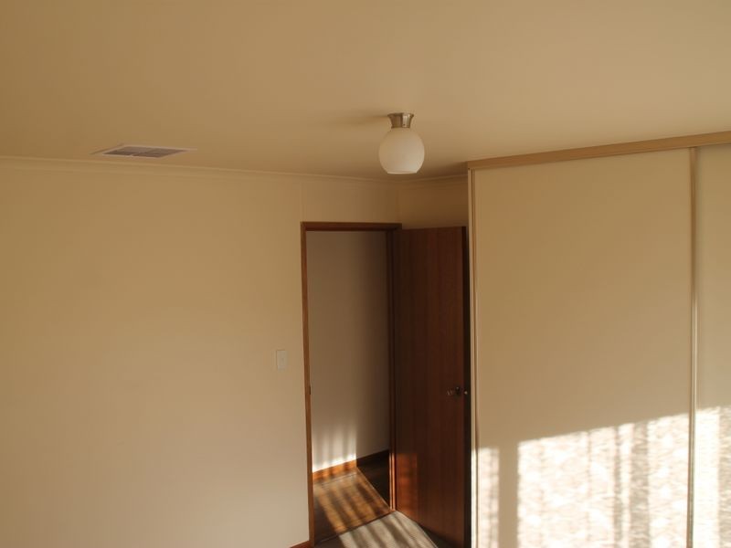 1/27 Dame Street, Clare SA 5453