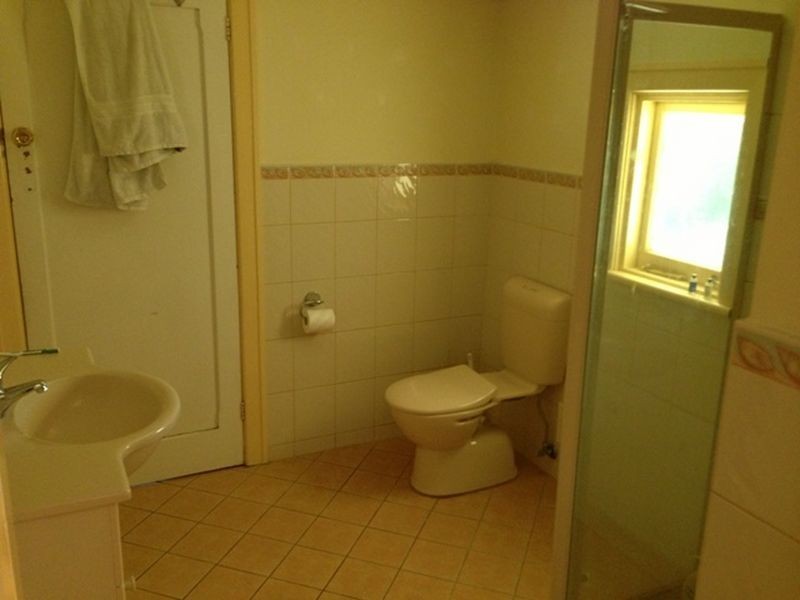 21 Jonathon Street, Clare SA 5453